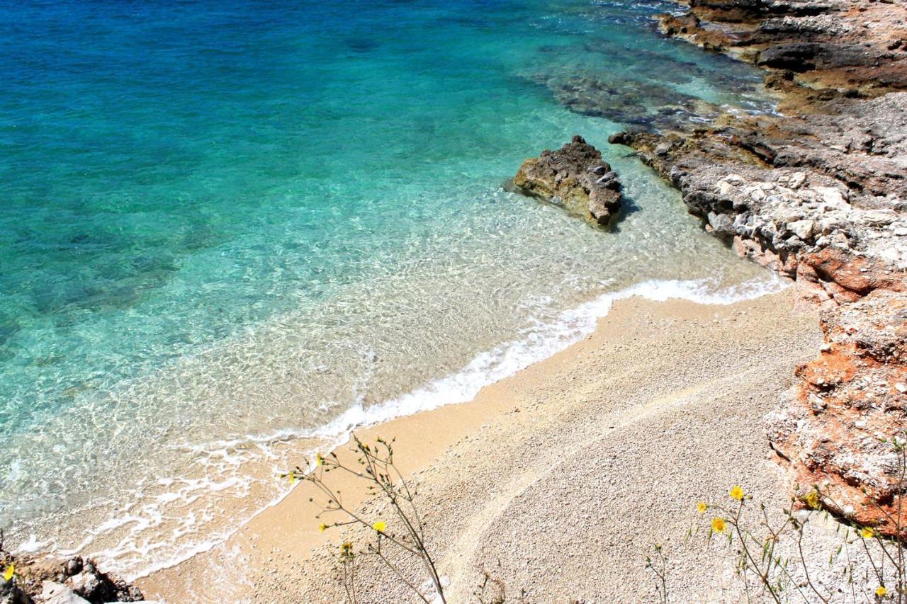 Apartments With A Parking Space Zavala, Hvar - 8912 Εξωτερικό φωτογραφία